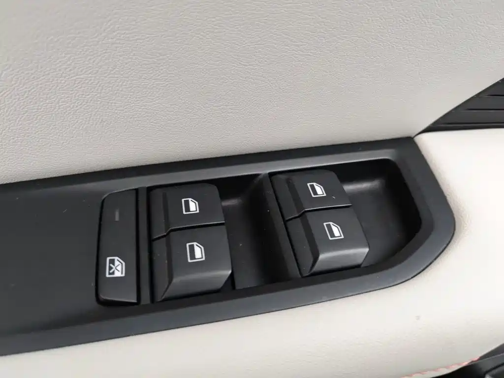 MG MG4 EV 2024 2023 415km Overseas Champion Edition