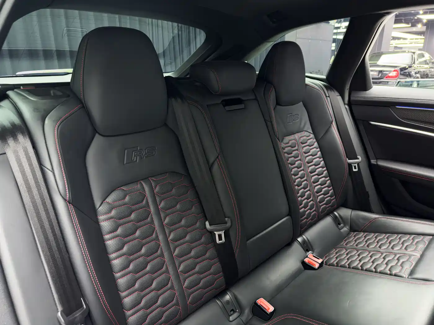 Audi RS 6 2022 RS 6 4.0T Avant фото 14