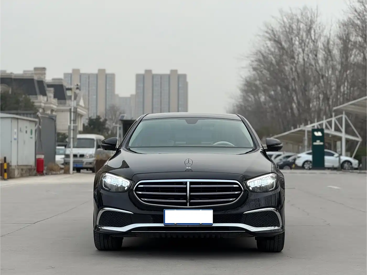 Mercedes-Benz E-Class 2022 E 300 L Fashion фото 2