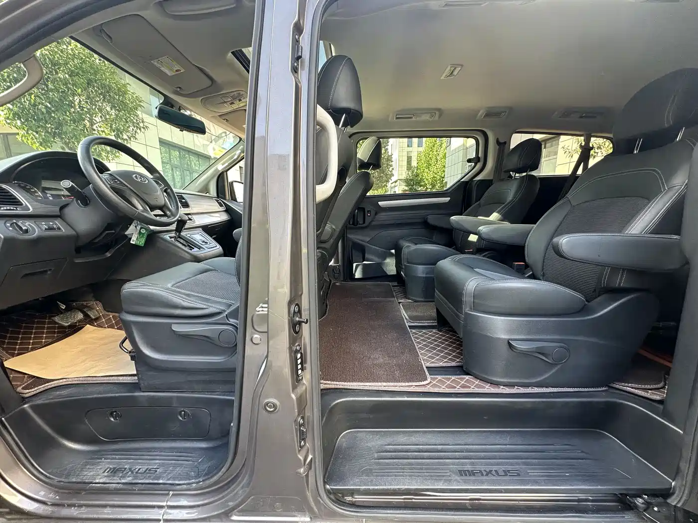 SAIC Maxus Maxus G10 2018 PLUS 2.0T Automatic Luxury Edition фото 14