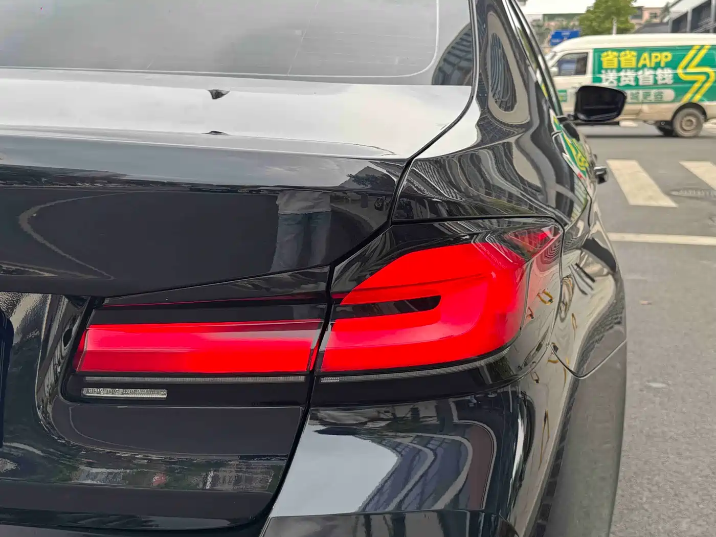 BMW 5 Series 2021 530Li Leading M Sport Package фото 22