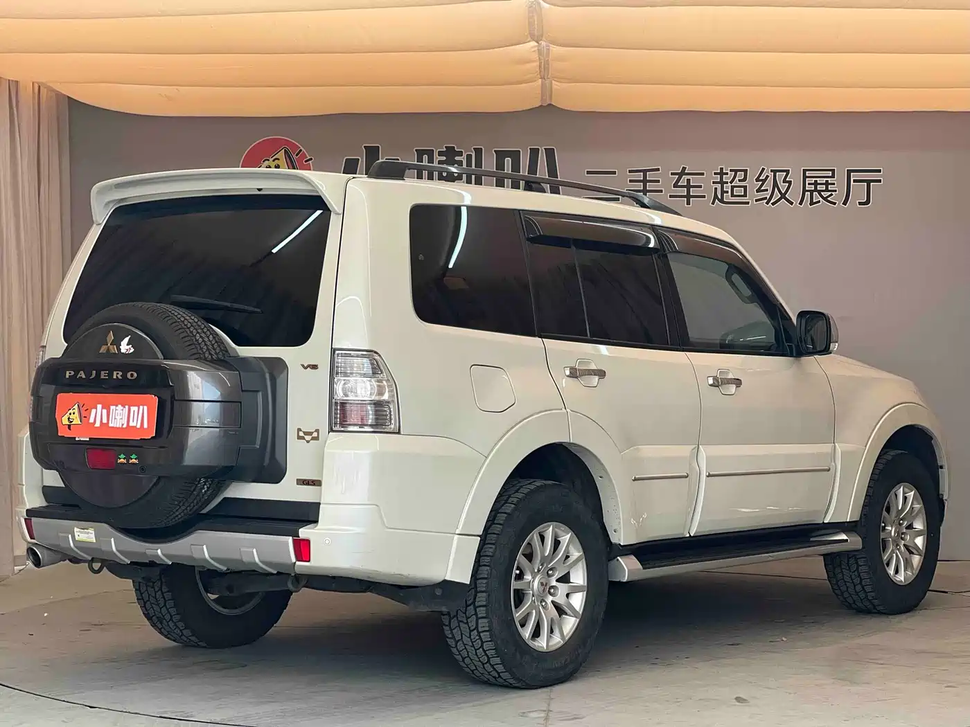 Mitsubishi Pajero (Import) 2016 3.0L Automatic Premium (China V) фото 4