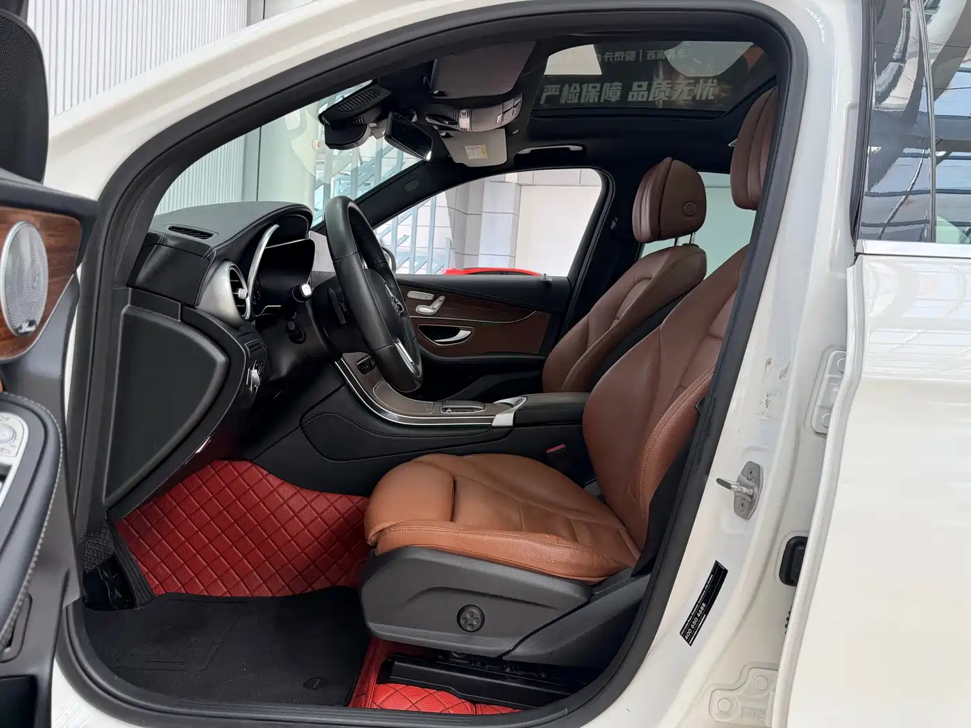 Mercedes-Benz GLC 2020 Facelift GLC 300 L 4MATIC Dynamic фото 16