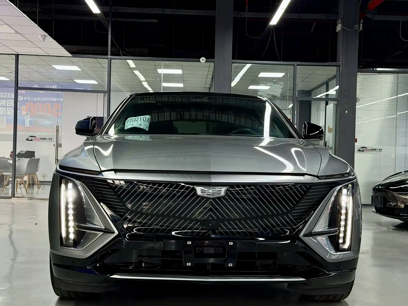 Cadillac IQ Rui Ge 2022 RWD Long Range Luxury Edition фото 2