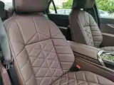 Фото 21 - BMW i7