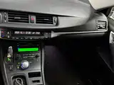 Фото 9 - Lexus CT