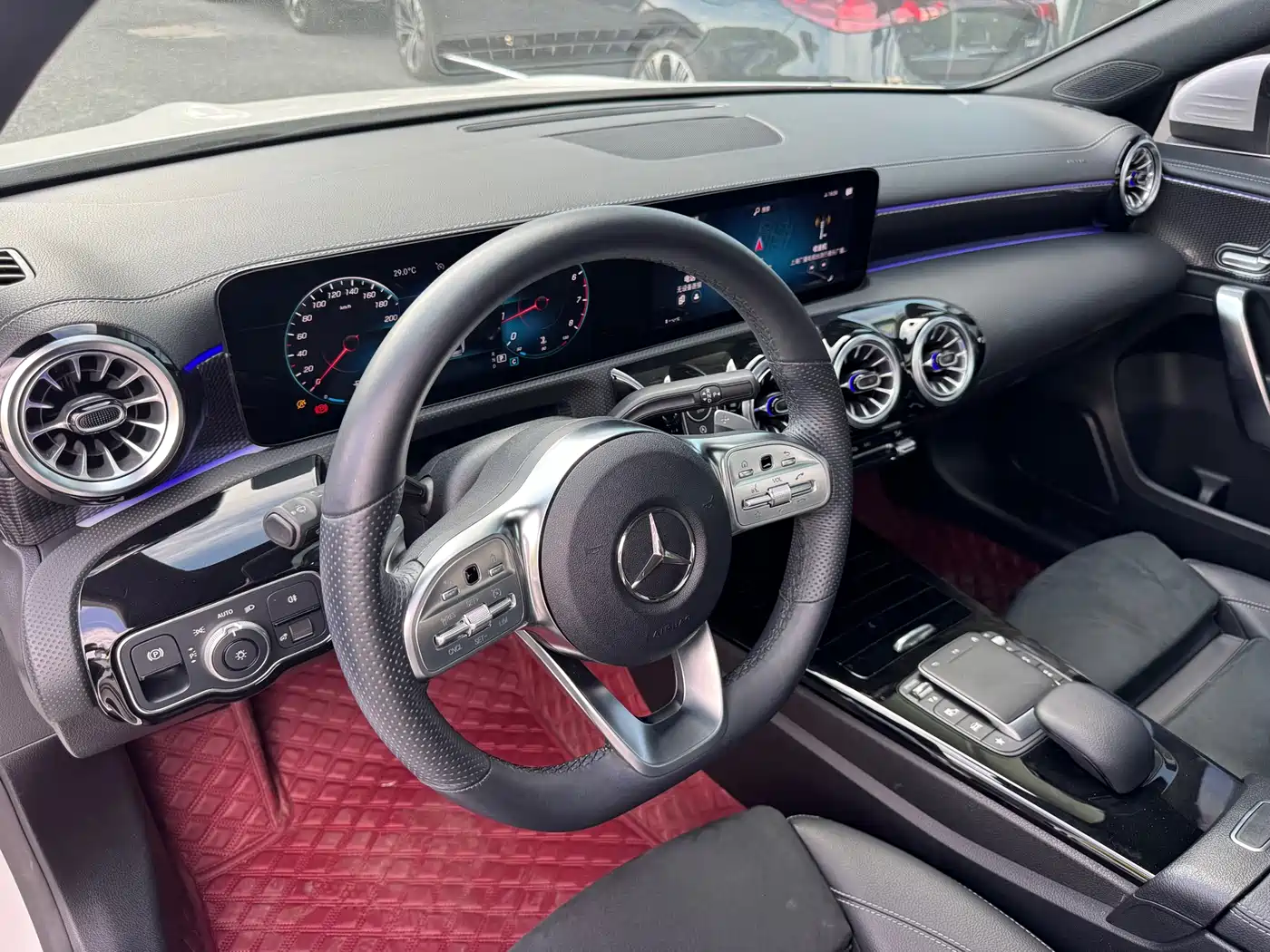 Mercedes-Benz A-Class 2021 A 200 L Sport Sedan Fashion Edition фото 8