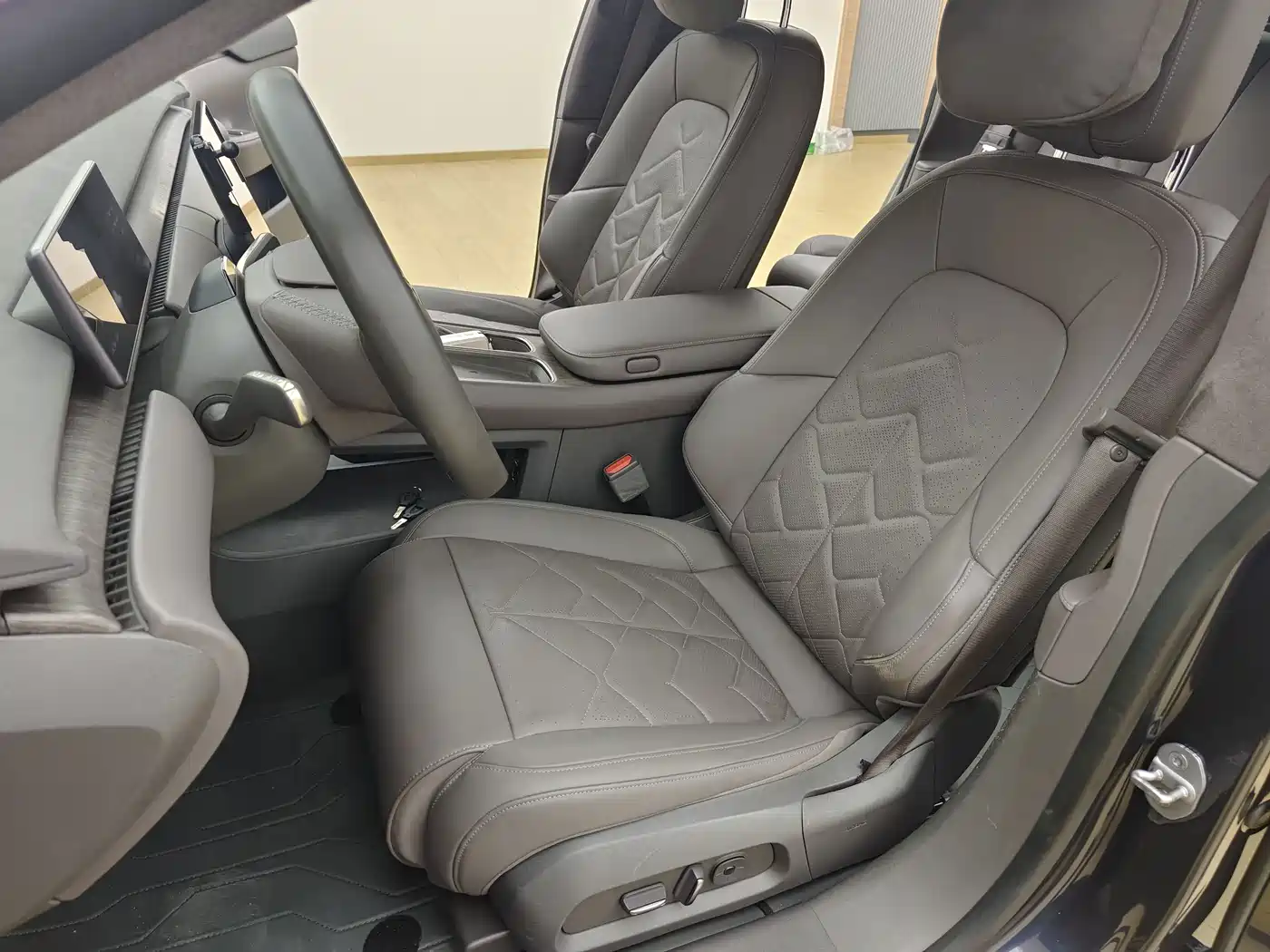NIO ET7 2024 2024 75kWh Executive Edition