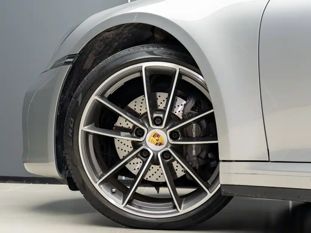Photo 6 - Porsche 911