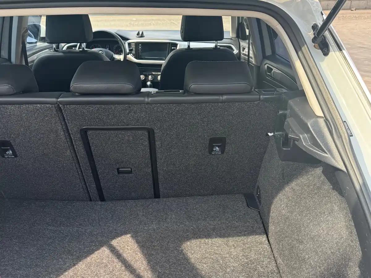 Volkswagen T-ROC 2022 280TSI DSG 2WD Elite PLUS фото 13