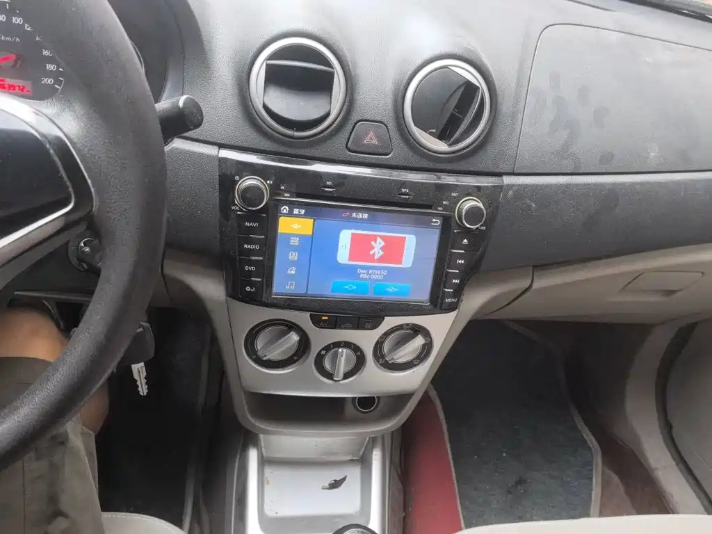 Changan Yuexiang V3 2014 2012 1.3L Manual Comfort (China V)