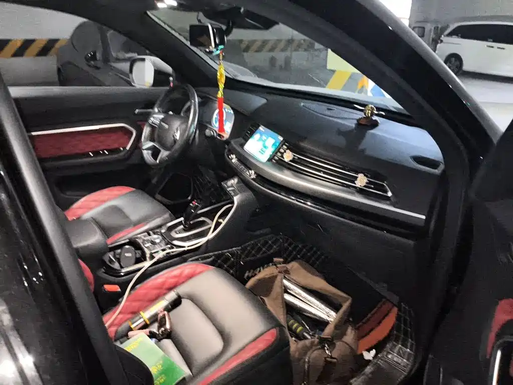 Photo 18 - Haval H6