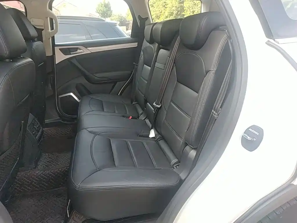 Фото 17 - Haval H7
