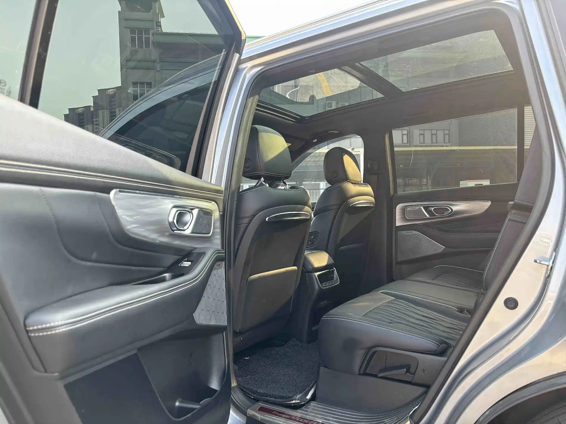 Photo 10 - GAC Trumpchi GS8