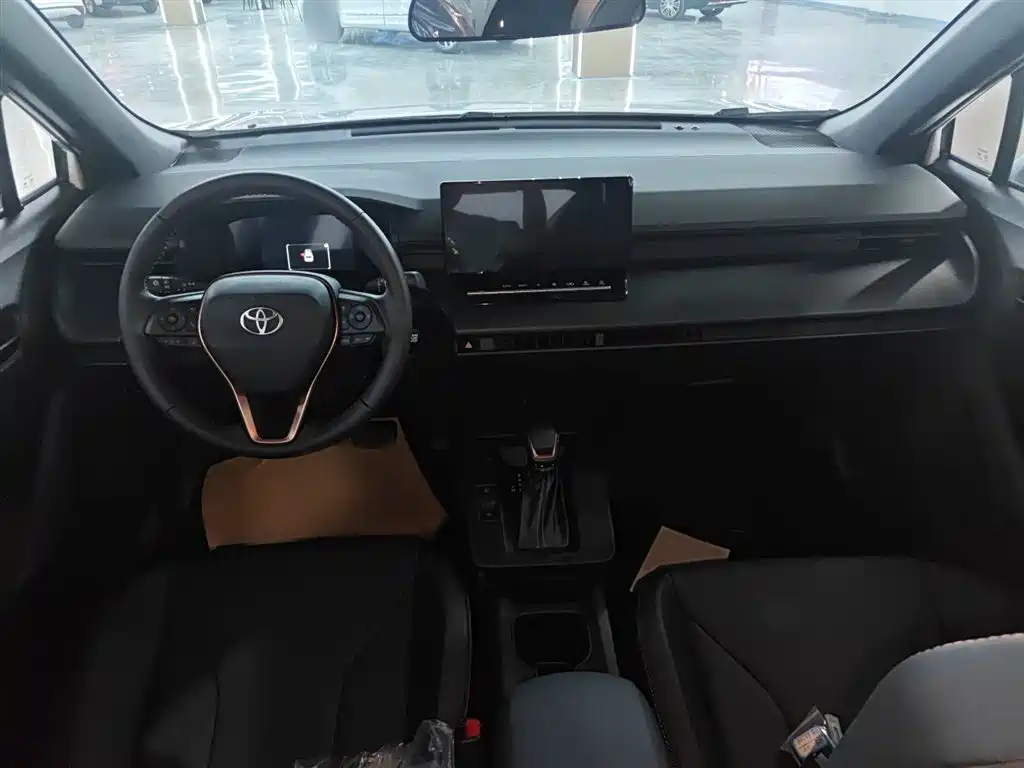 Toyota Frontlander 2026 2.0L CVT Comfort Edition фото 16
