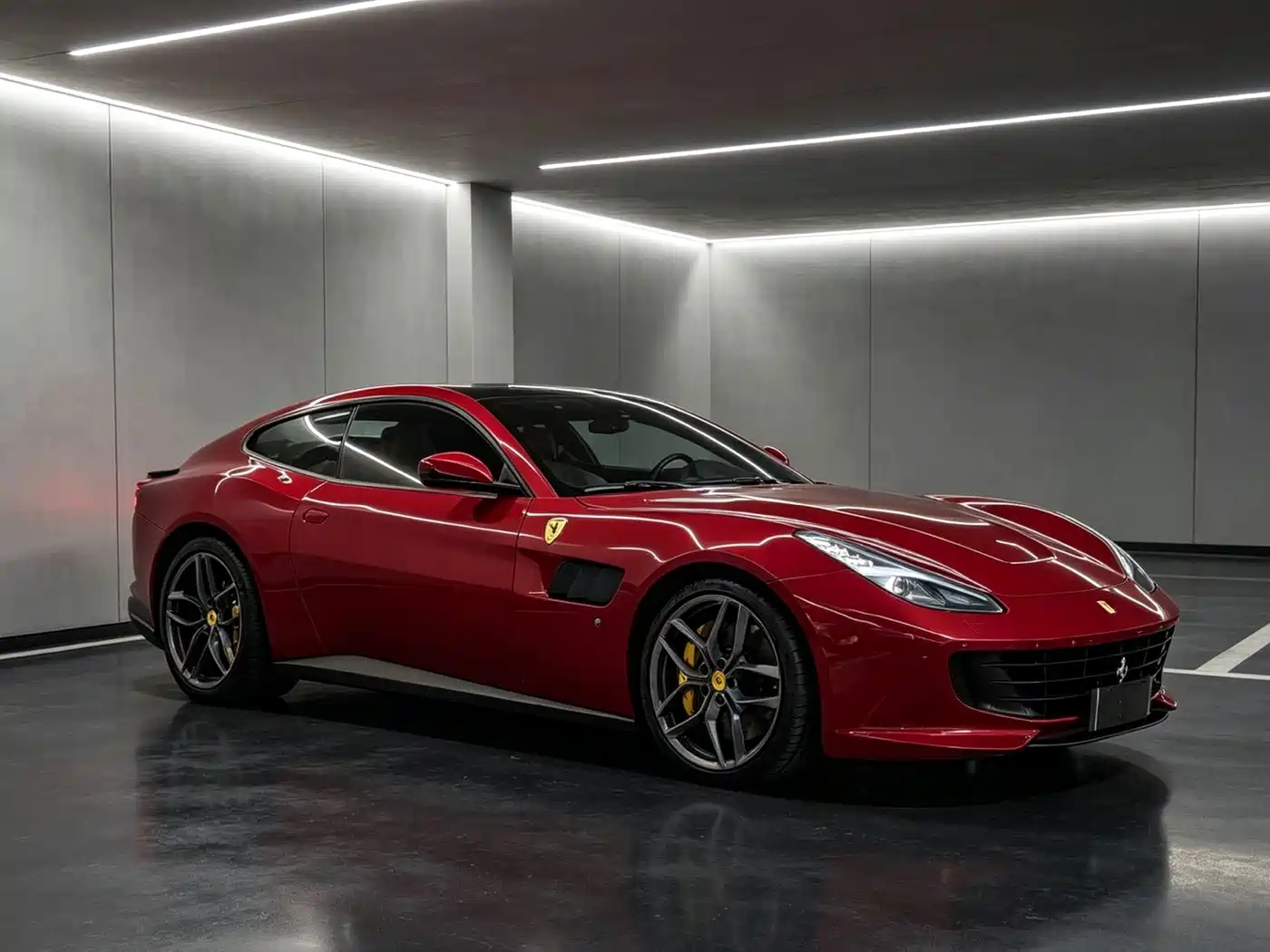 Ferrari GTC4Lusso 2018 2017 3.9T V8