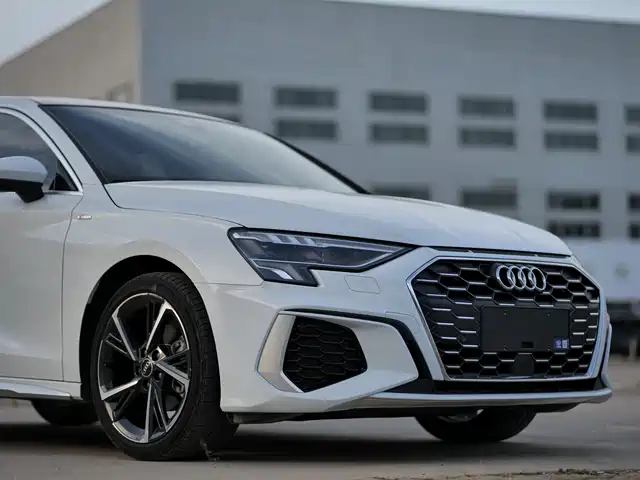 Audi A3 2022 Sportback 35 TFSI Style Sport — фото 5