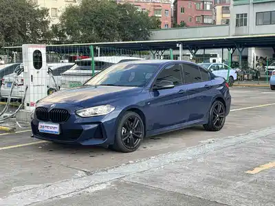 BMW 1