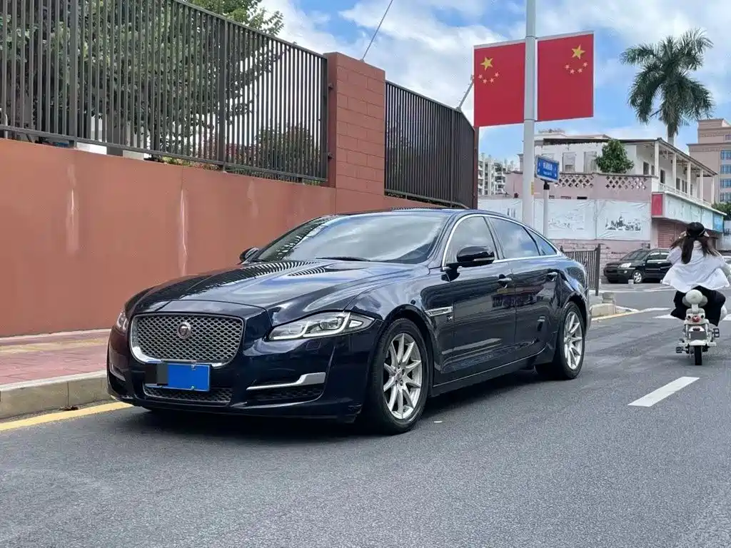 Jaguar XJ 2017 2016 XJL 3.0 SC 2WD Elegance Business Edition