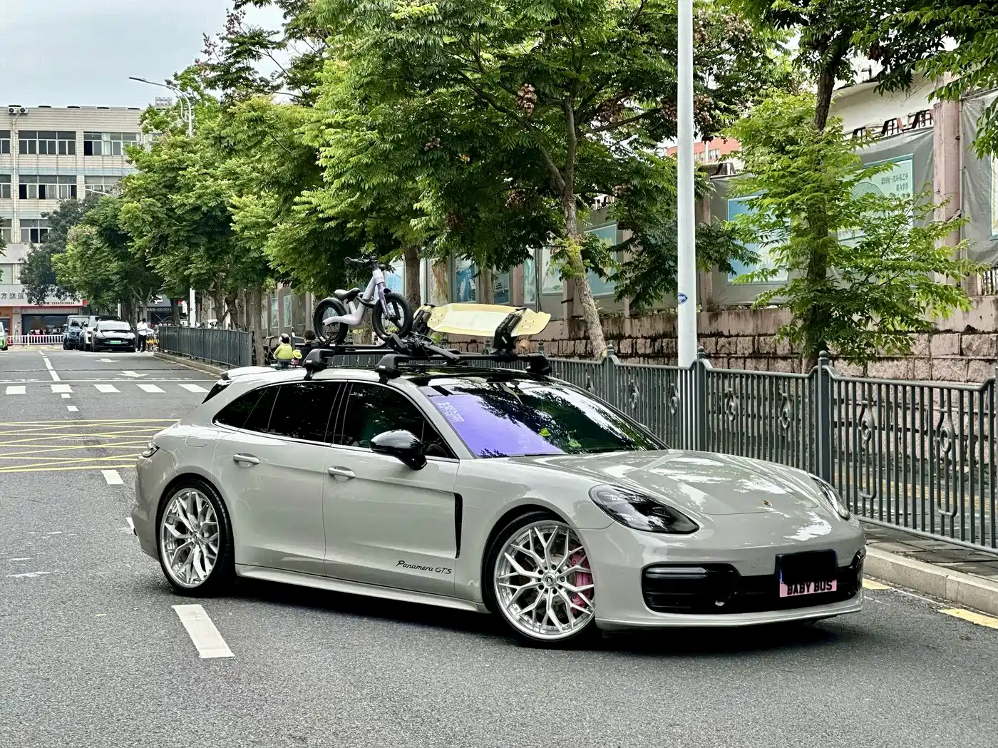 Porsche Panamera 2017 Panamera 4 Sport Turismo 3.0T фото 3