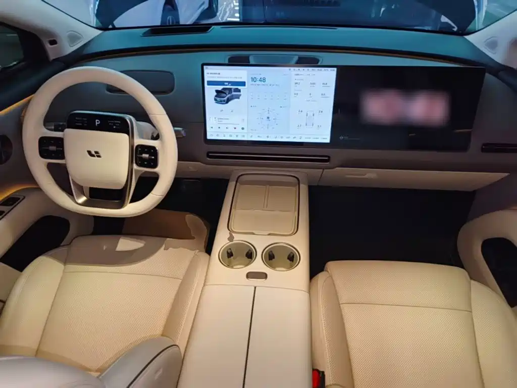 Li Auto Li i8 2025 2025 Standard Edition