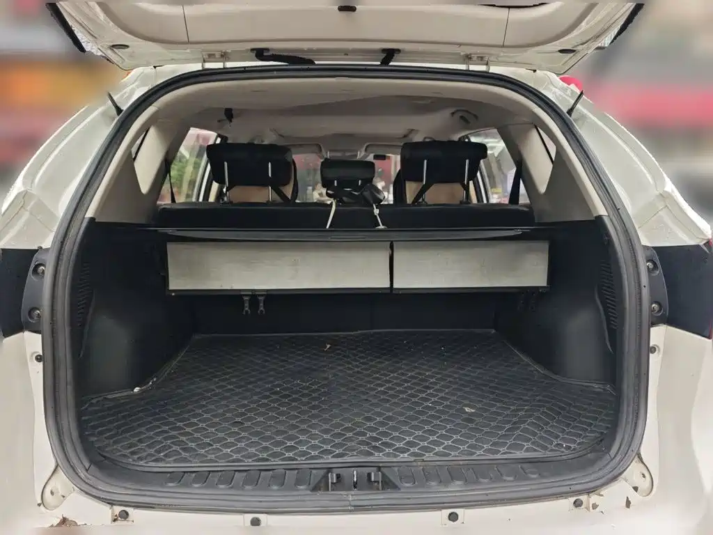 Landwind X5 2019 2016 Plus 1.5T CVT Pioneer Edition