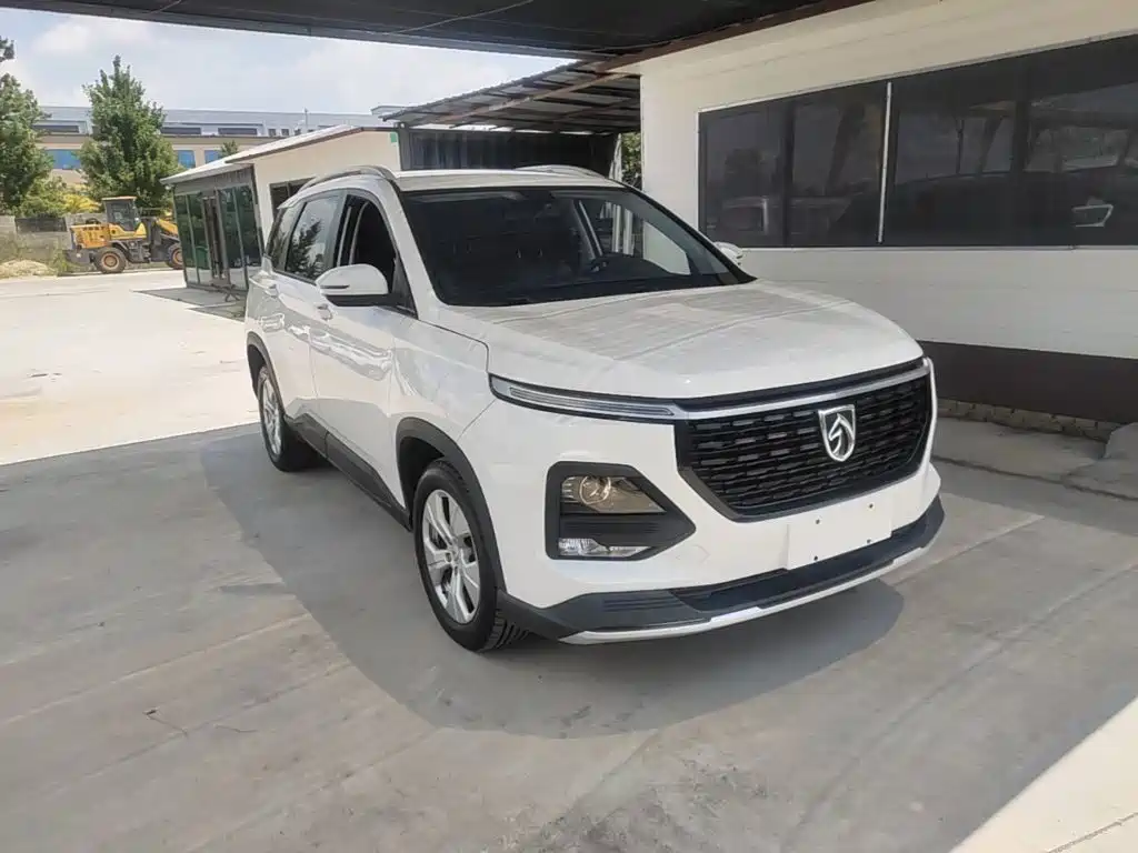 Baojun 530 2020 2020 1.5T CVT Luxury Connect 7-seater