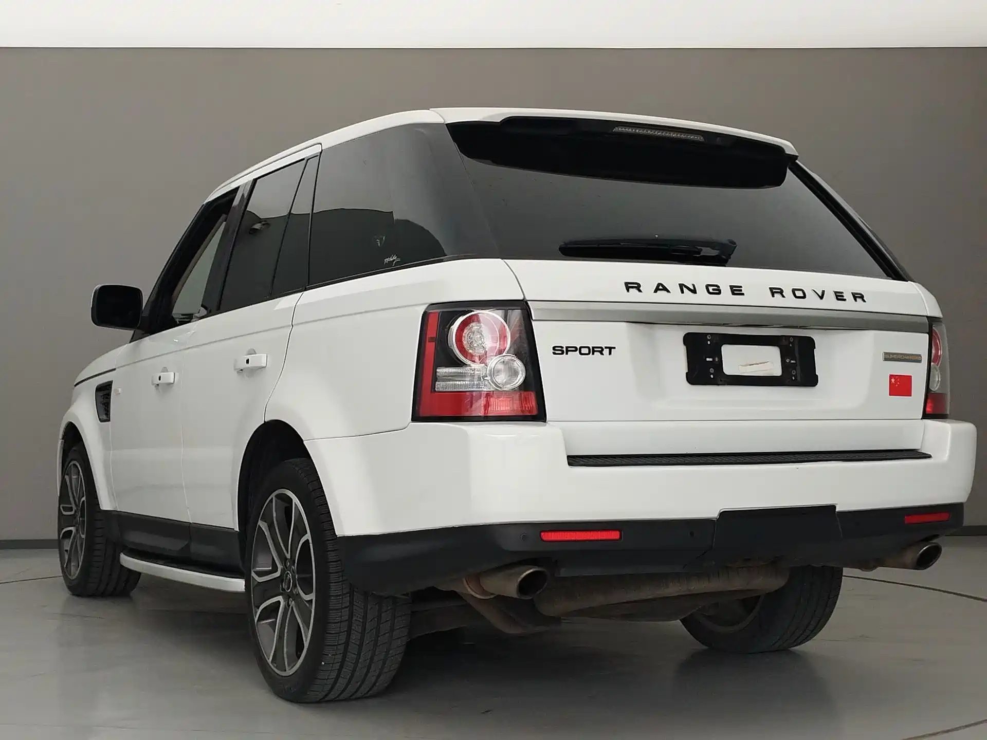 صورة 9 - Land Rover Range Rover Sport