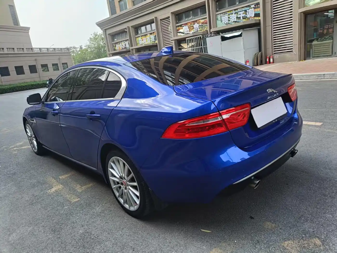 Jaguar XEL 2019 2.0T 200PS Elite фото 14