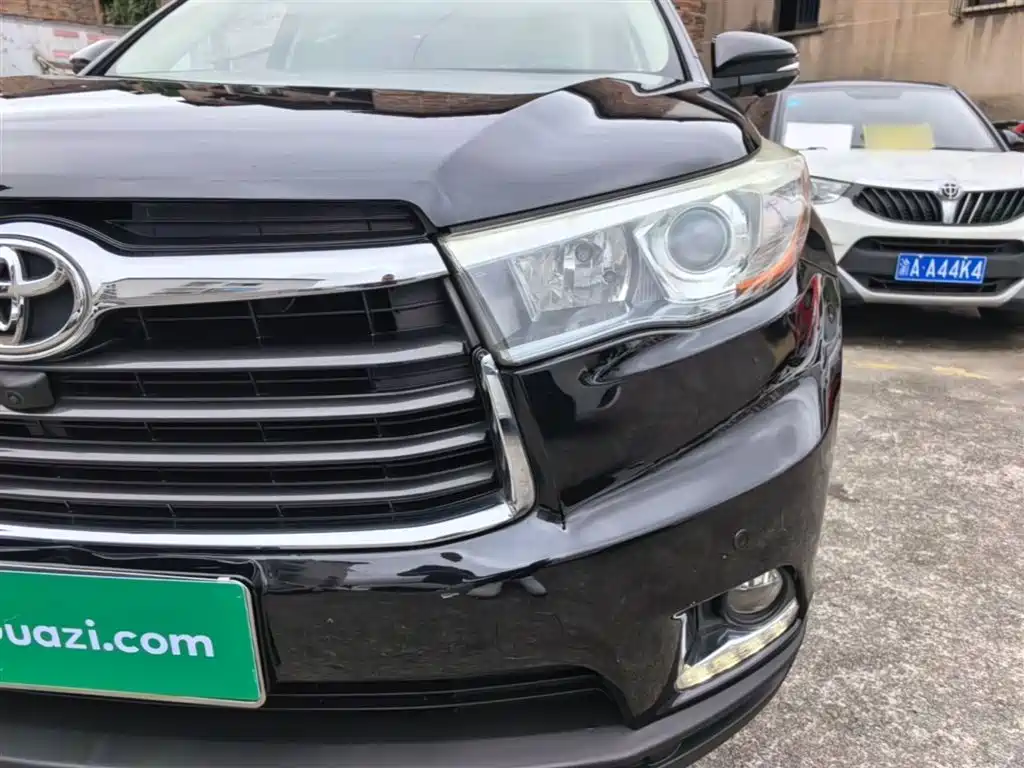 Toyota Highlander 2015 2.0T AWD Luxury Edition 7-seater фото 24