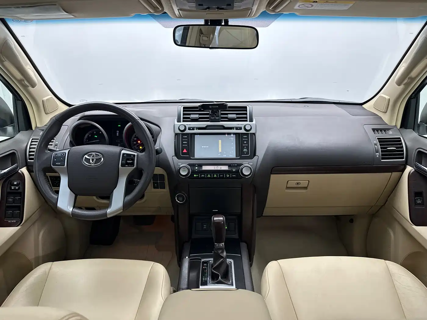 Toyota Prado 2016 3.5L Auto TX-L фото 36