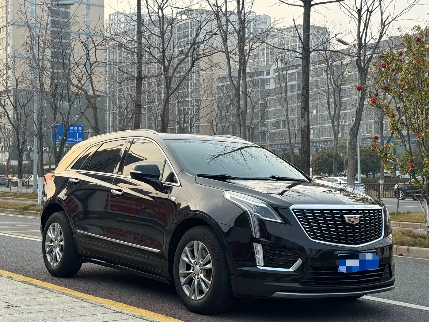 Cadillac XT5 2022 2.0T 2WD Luxury фото 3