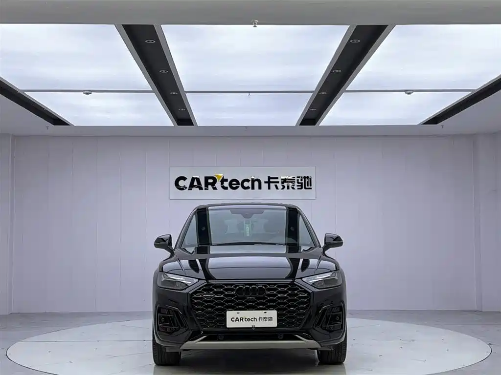 Audi Q5L Sportback 2022 40 TFSI Luxury фото 8