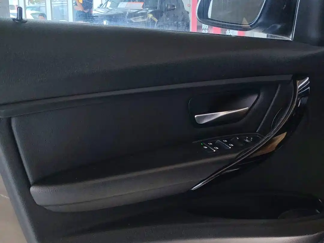 BMW 3 Series 2018 320Li Fashion Style фото 12