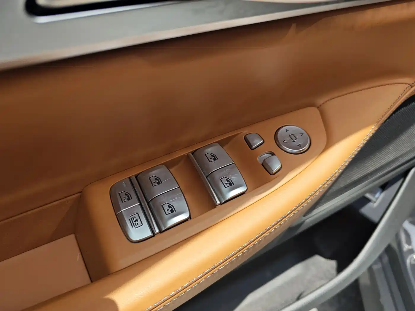 BMW 7 Series 2021 Model 740Li Leading M Sport Package фото 17