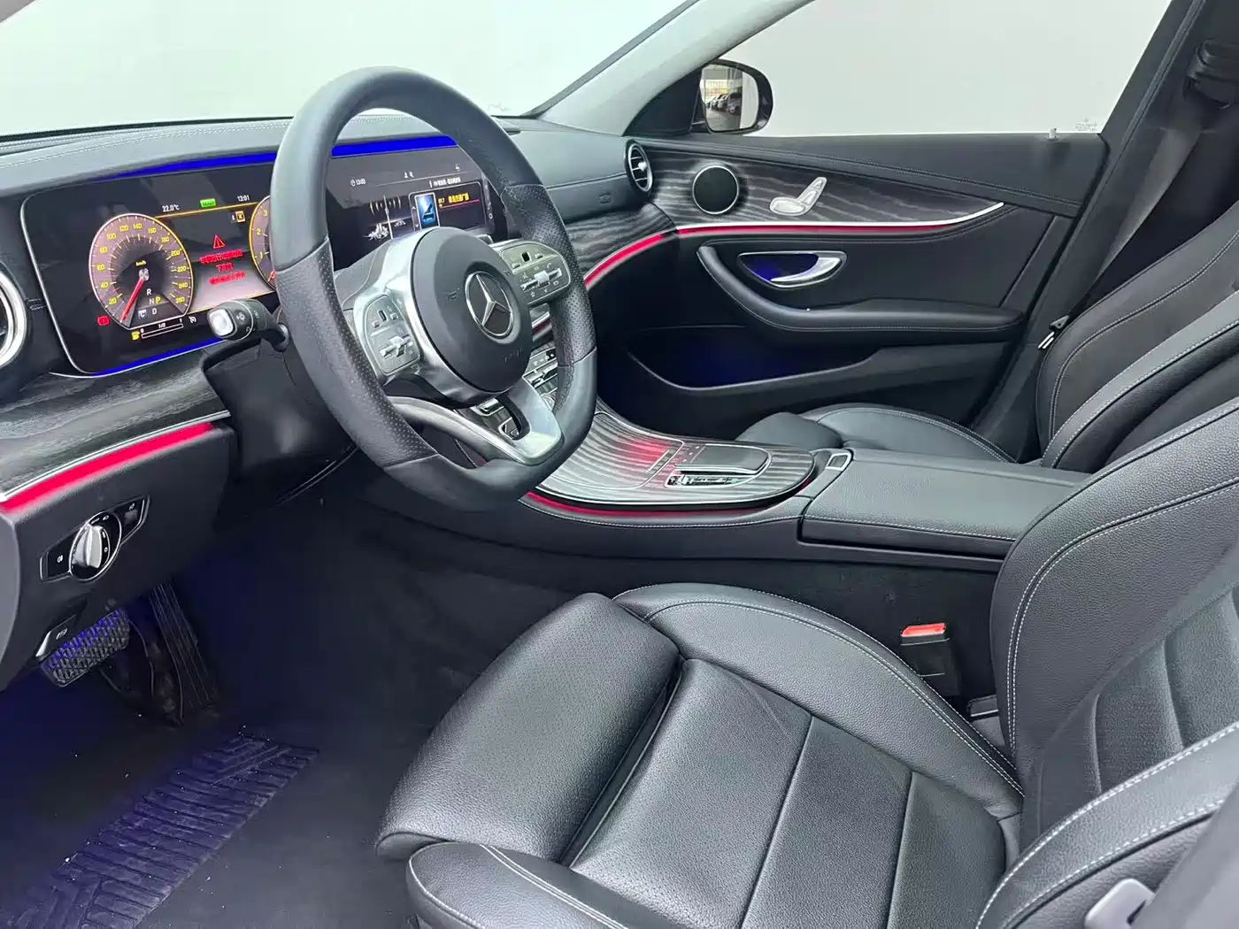 Mercedes-Benz E-Class 2020 Model E 260 L Sport фото 7