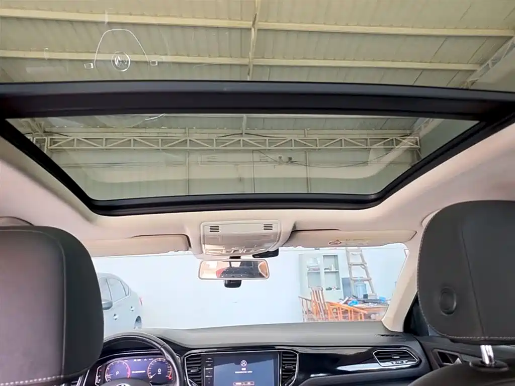 Volkswagen T-ROC 2021 280TSI DSG 2WD Comfort Connected фото 18