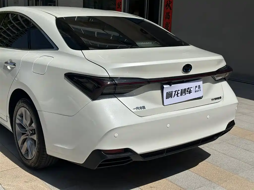Toyota Avalon 2019 Hybrid 2.5L Luxury Edition China VI фото 20