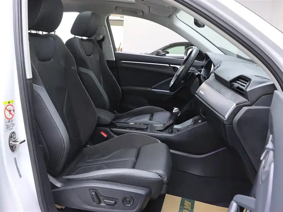 Audi Q3 Sportback 2022 40 TFSI Fashion фото 19