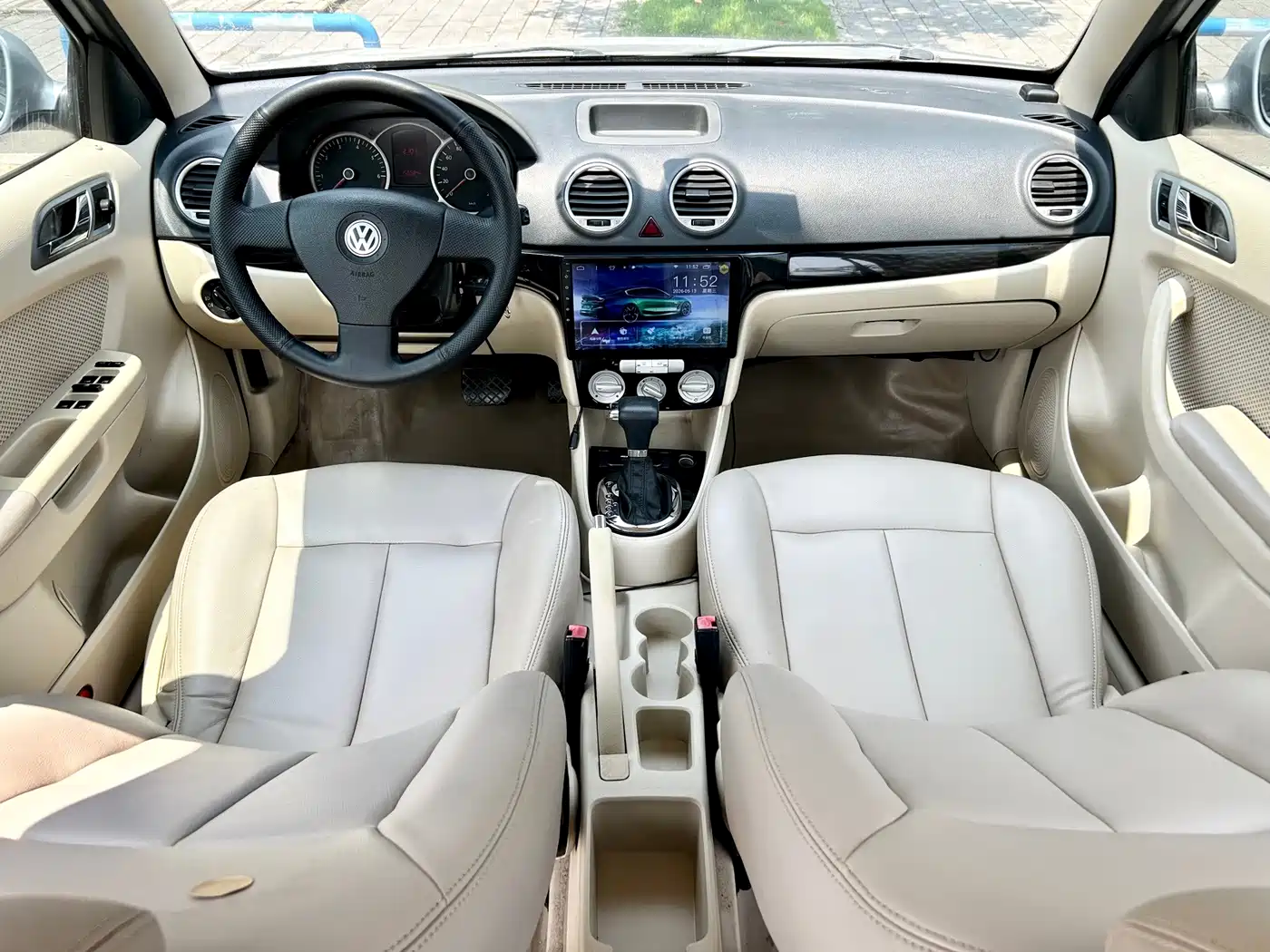Volkswagen Lavida 2010 2011 1.6L Automatic Leisure Edition