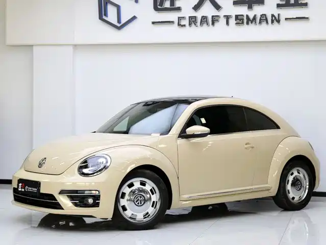 Volkswagen Beetle 2019 180TSI Collector's Edition — фото 3
