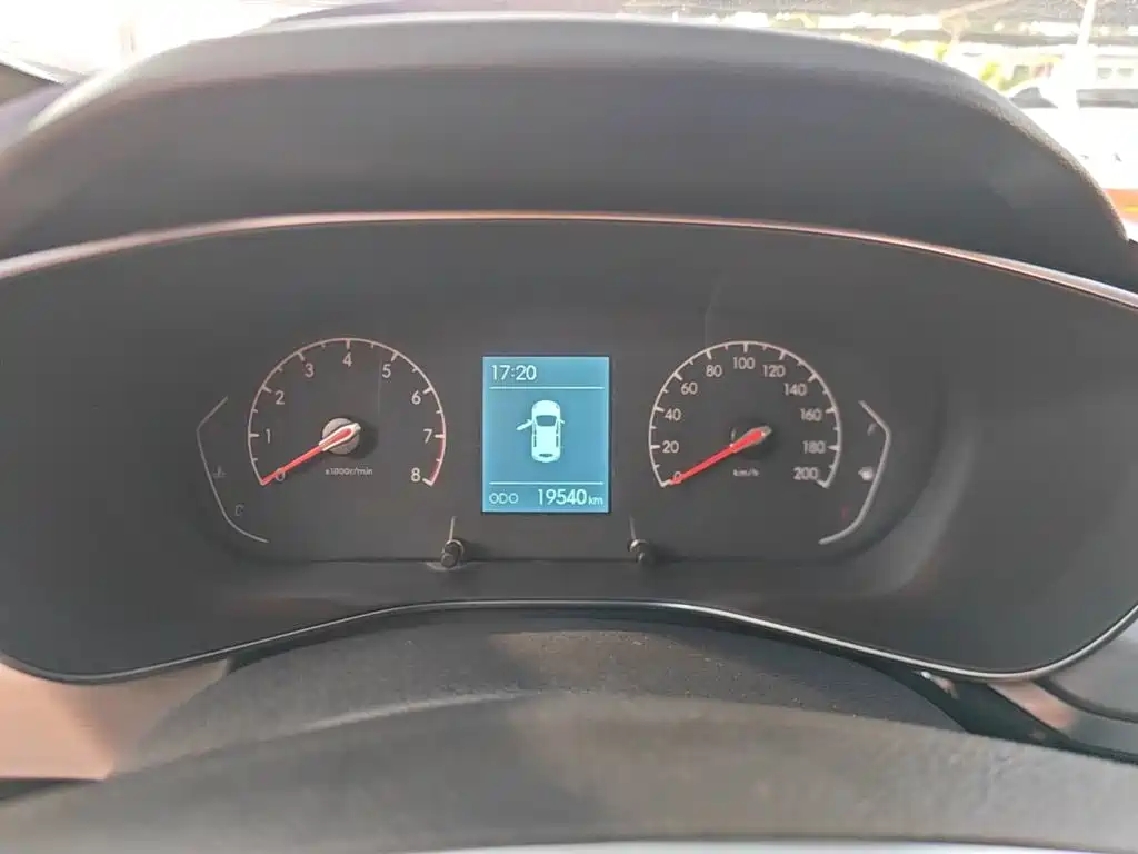 BAIC Beijing X3 2022 2021 1.5T CVT Glory