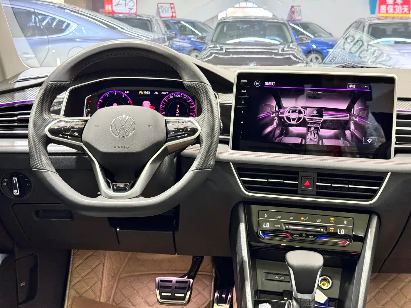 Volkswagen Tiguan L 2023 380TSI 4WD R-Line Flagship 7-seater фото 12