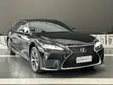 Фото 2 - Lexus LS