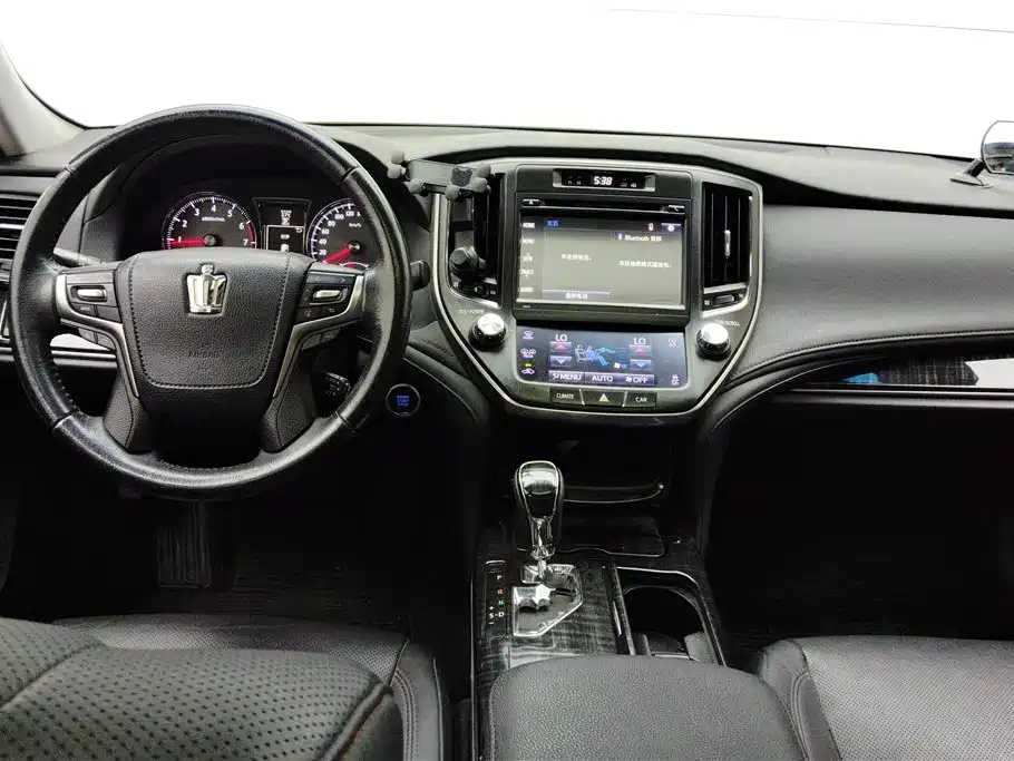 Toyota Crown 2015 2.0T Fashion фото 12