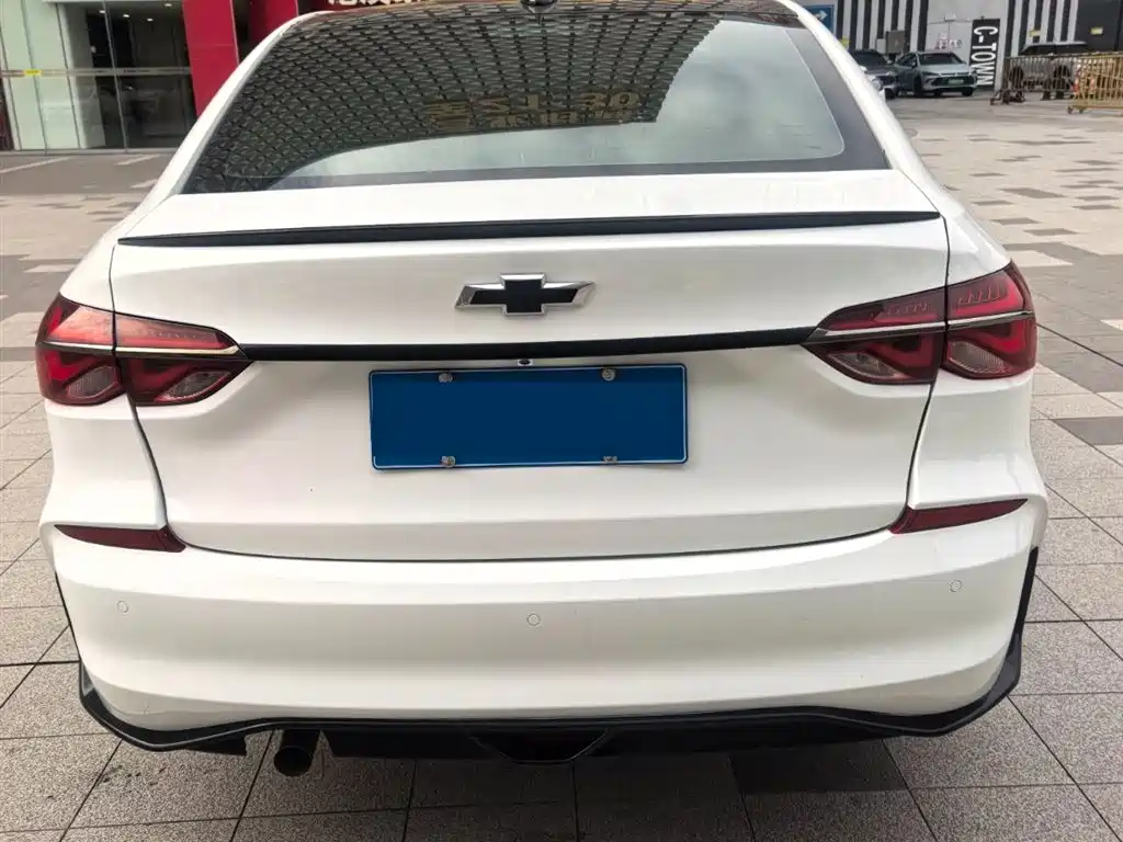 Chevrolet Monza 2019 RS 330T Auto Smooth Edition China VI фото 9