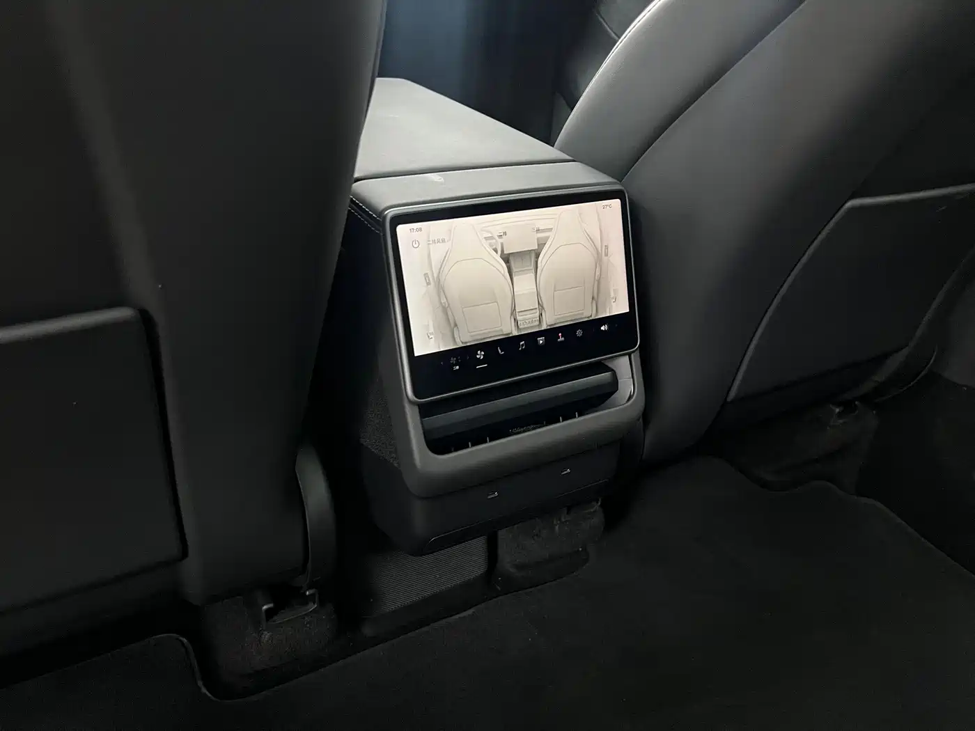 Tesla Model Y L 2025 2025 Facelift Long Range AWD