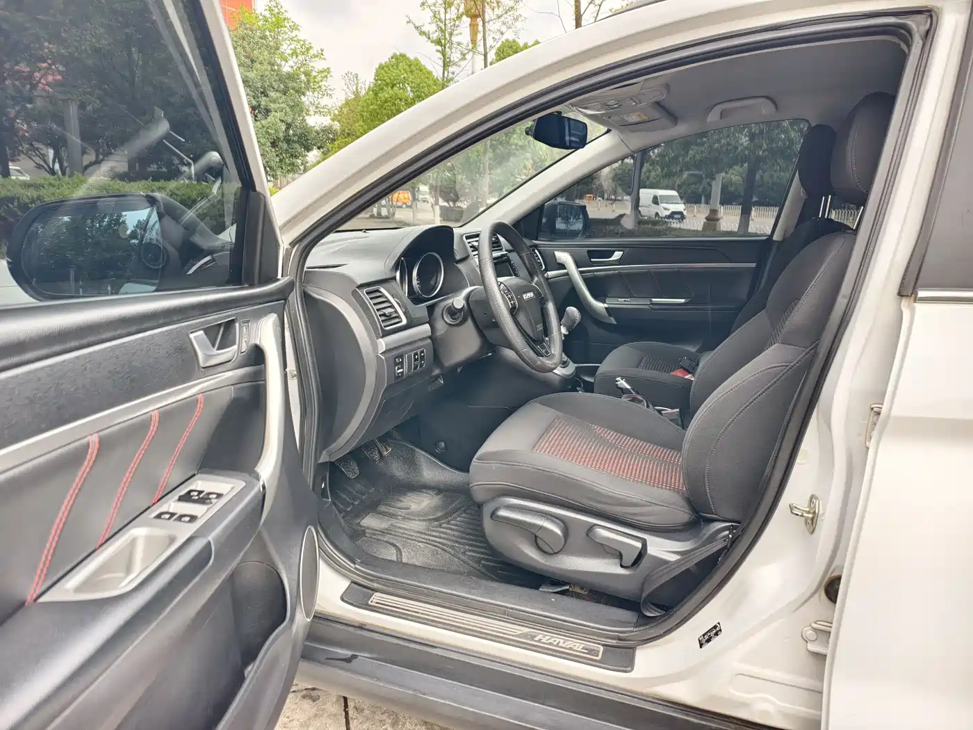 Haval M6 2017 1.5T Manual 2WD Urban фото 8