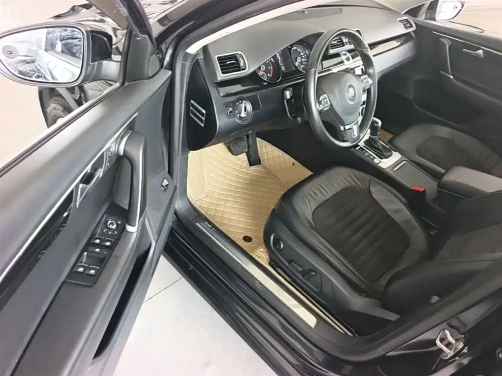 Volkswagen Magotan 2015 Facelift 1.8TSI Luxury фото 16