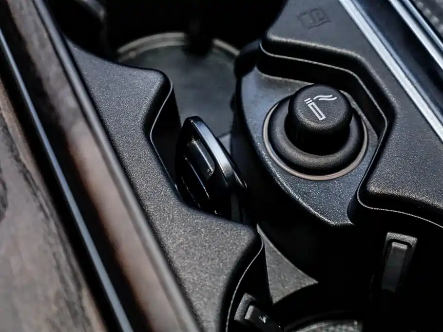 Audi A6L 2023 45 TFSI Premium Selection Elegance фото 32